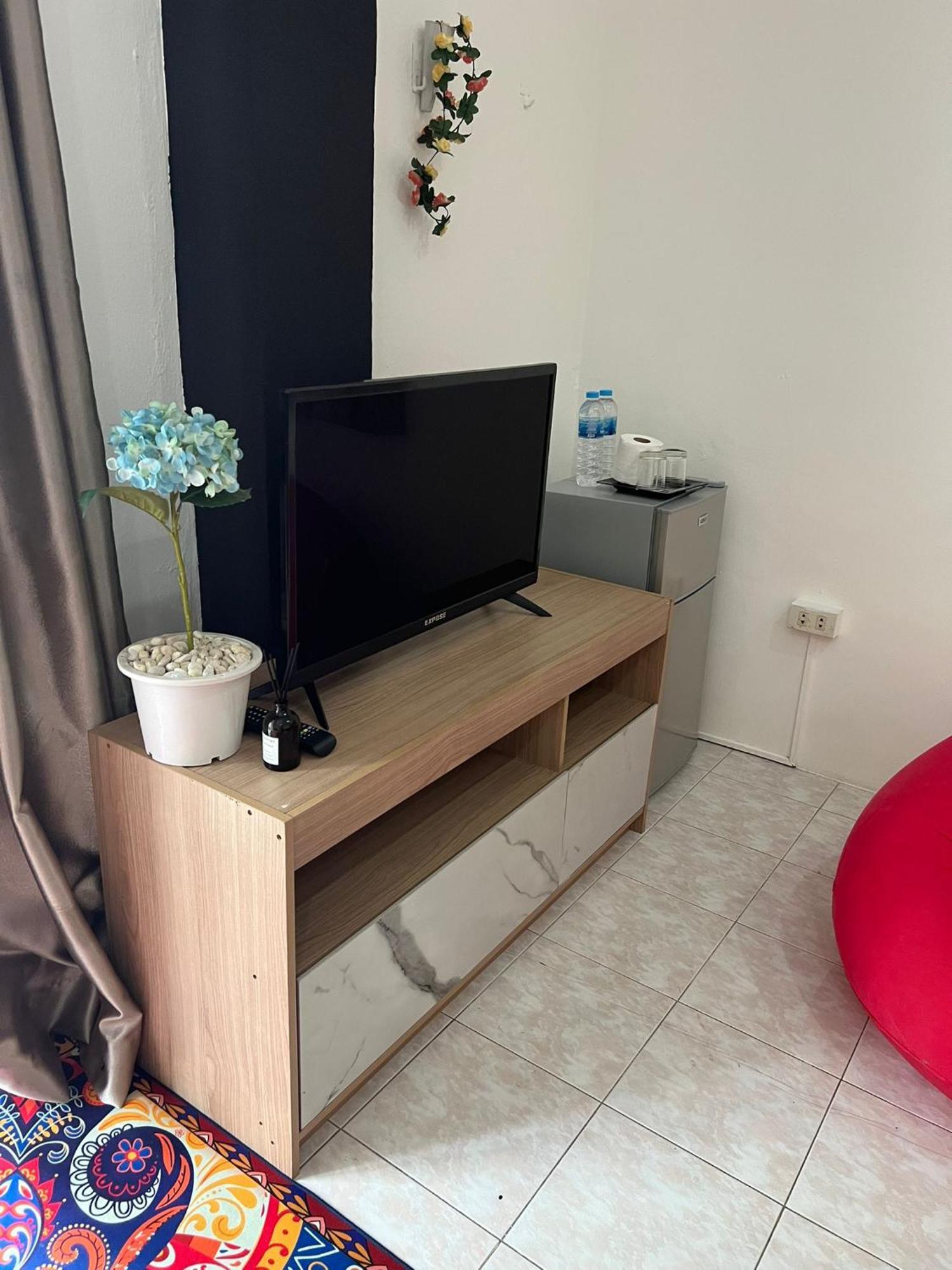 Lo Sfizio Hotell Patong